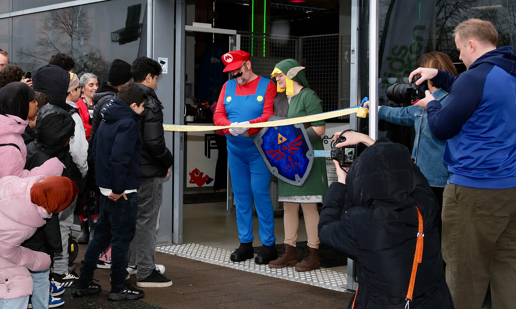 Både Mario och Link var med och invigde FUZED